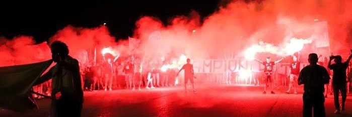 _reds__'s profile banner image