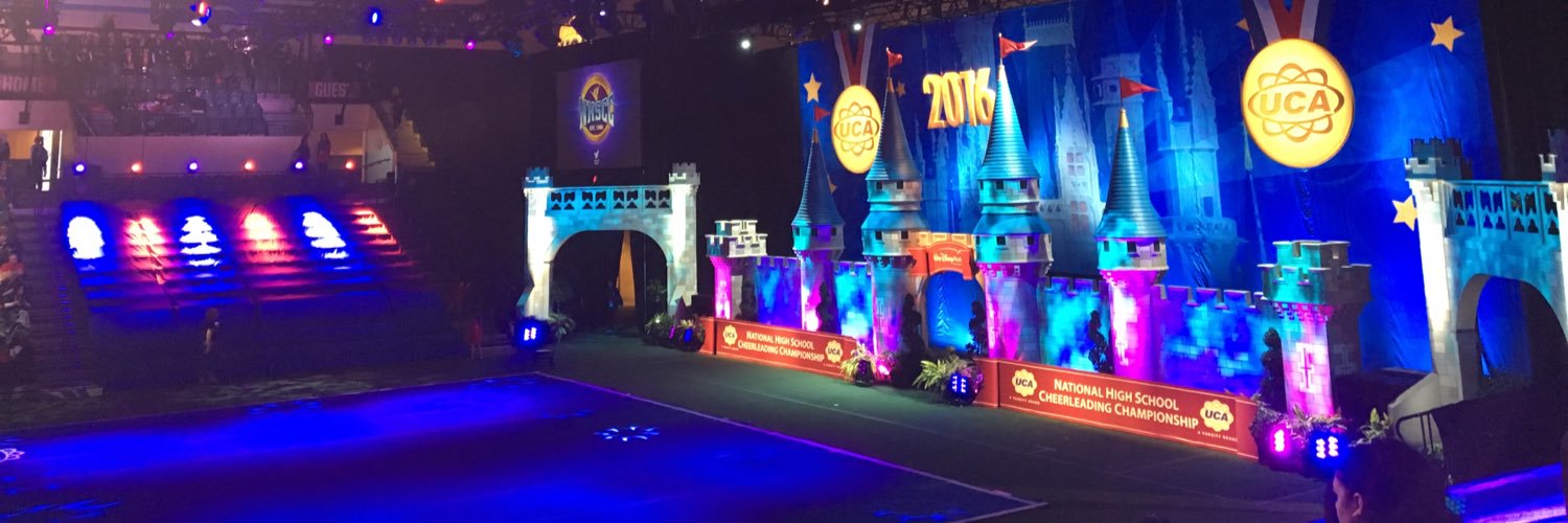 VillaParkCheer's profile banner image
