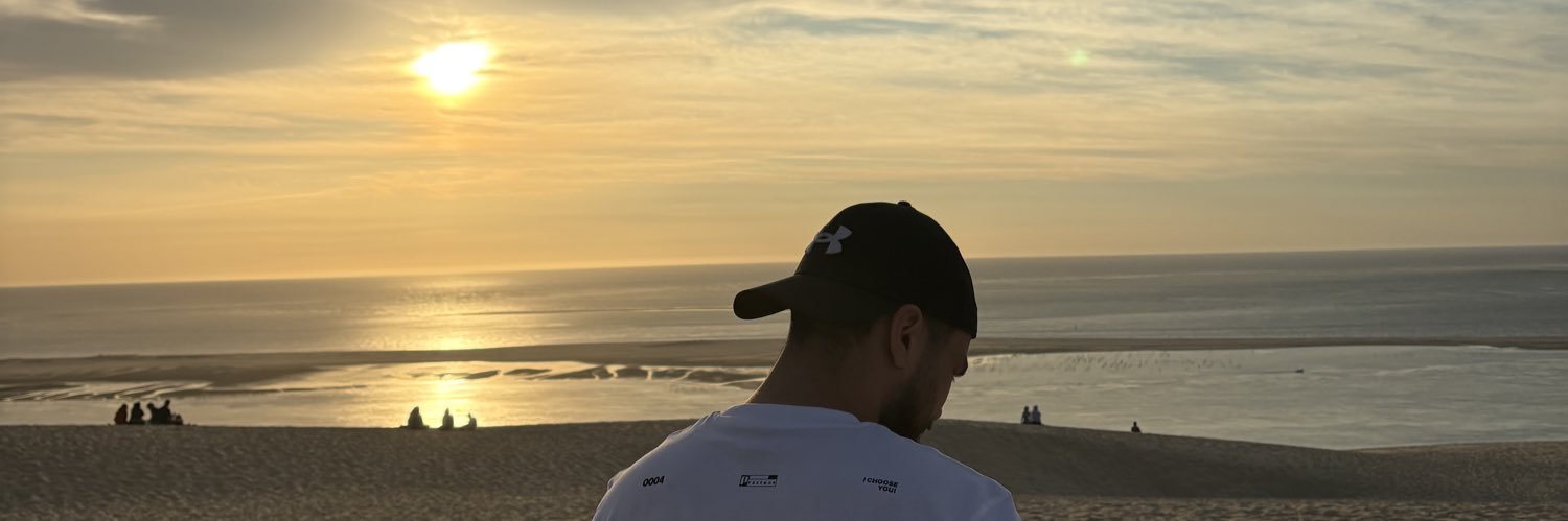 sonzk__'s profile banner image