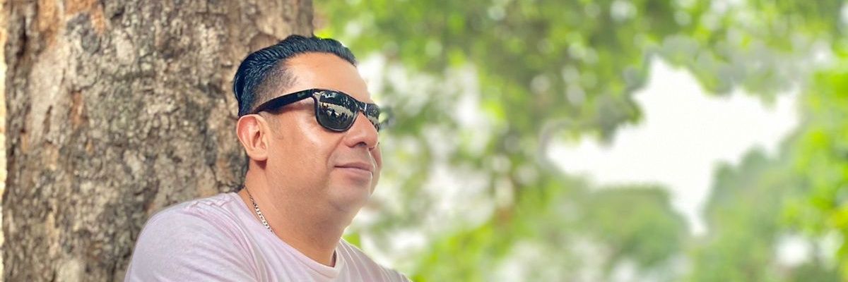 juliusrios's profile banner image