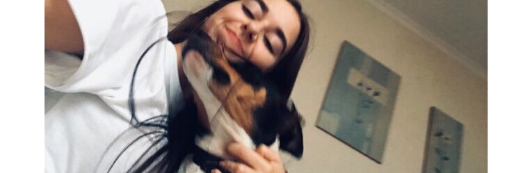 lauracollant's profile banner image