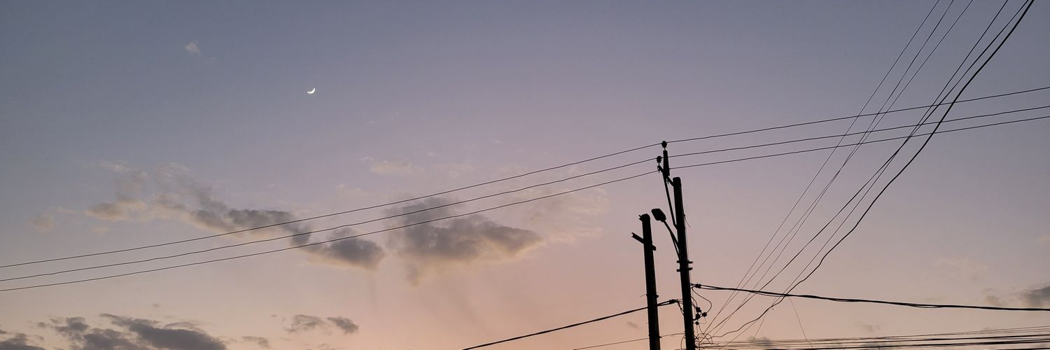 vhumi_'s profile banner image