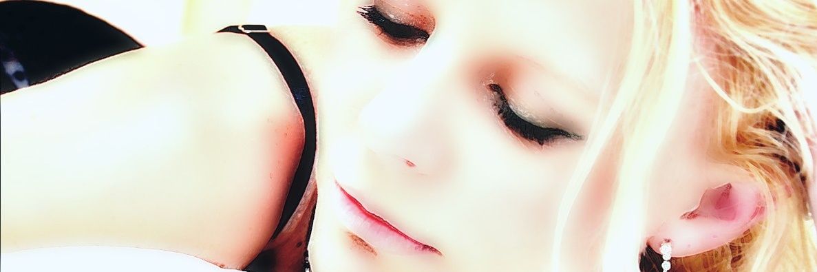 kerryannsmith's profile banner image