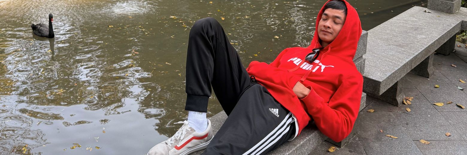 IhateGrowUp's profile banner image