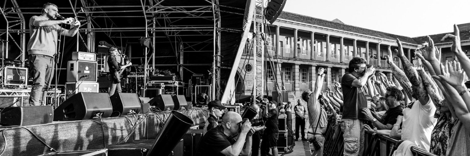 Simon Walker Photography ☮️ banner