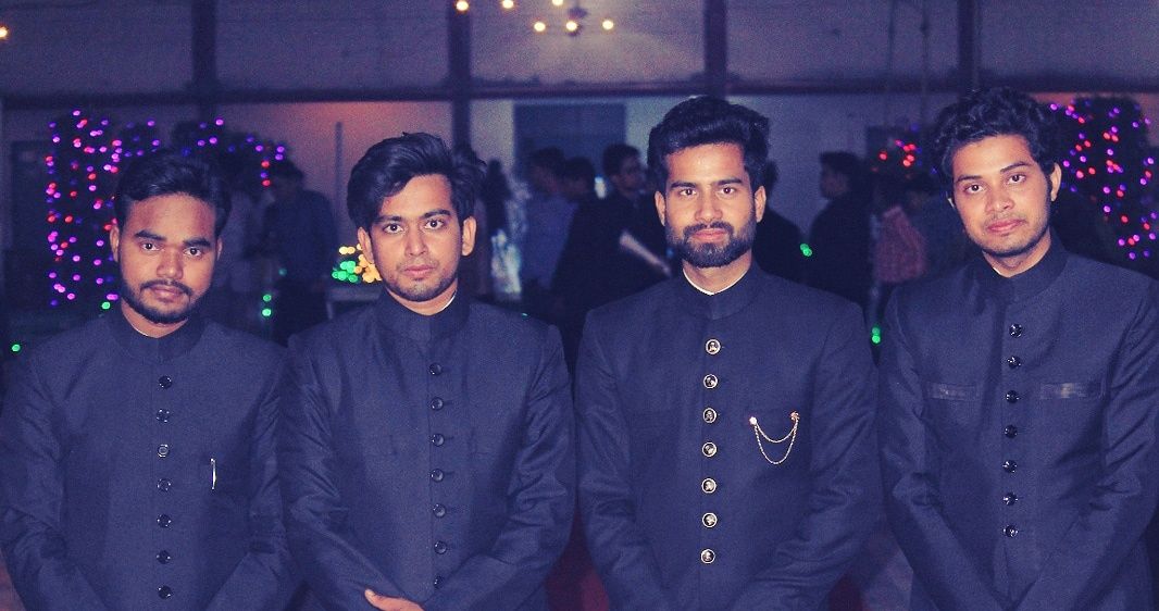 naqueeb_raza's profile banner image