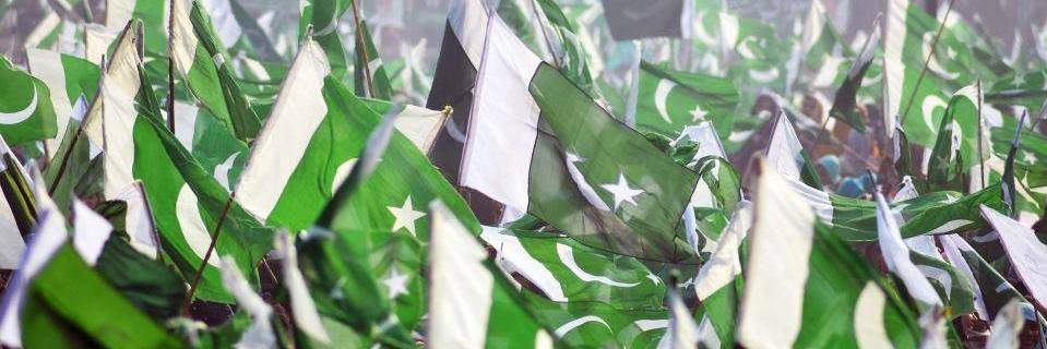 FarvaSheikh's profile banner image