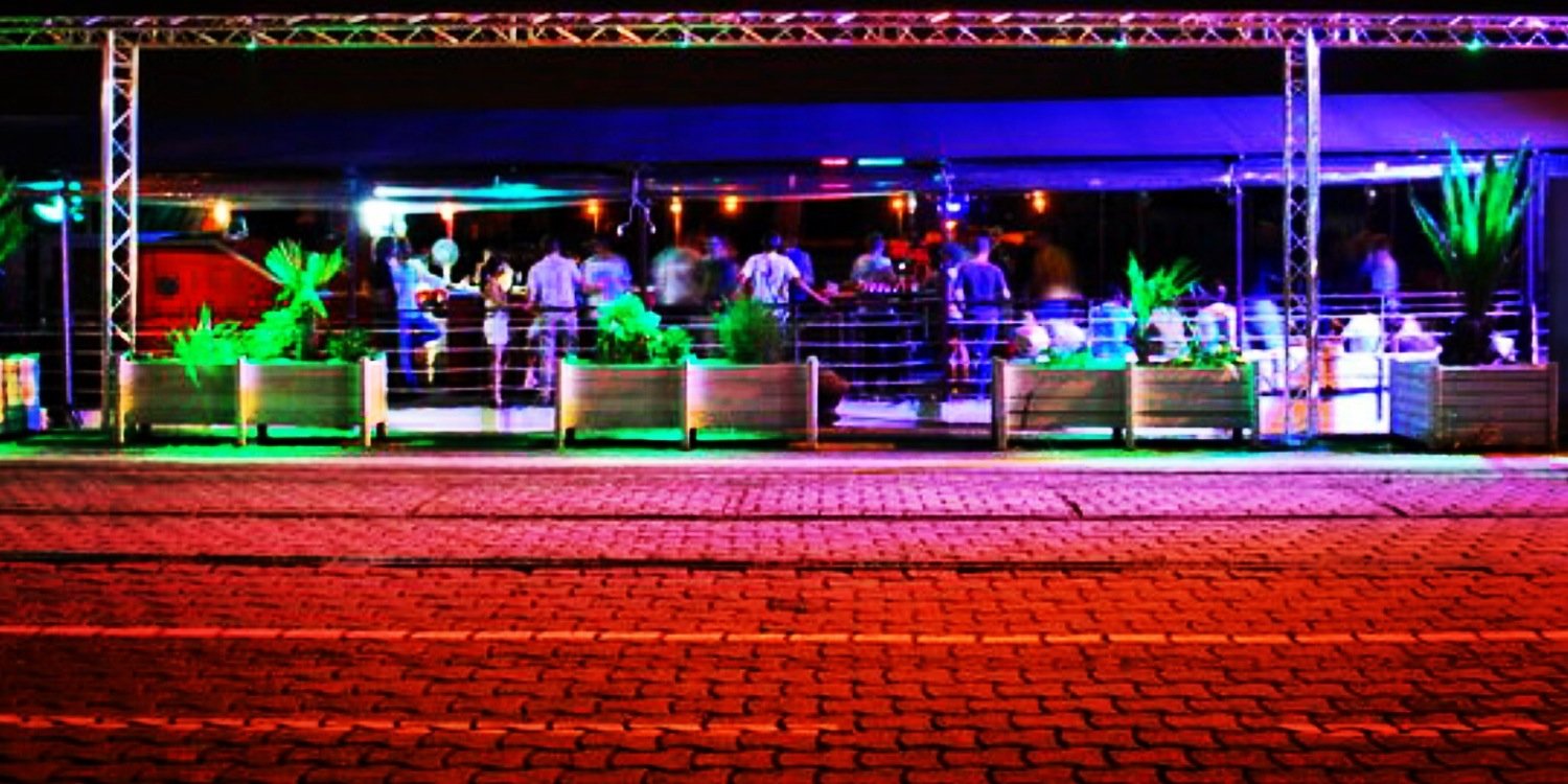 deckclub33's profile banner image
