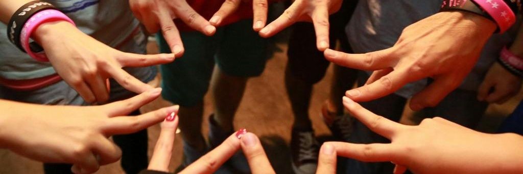 forevermomo888's profile banner image