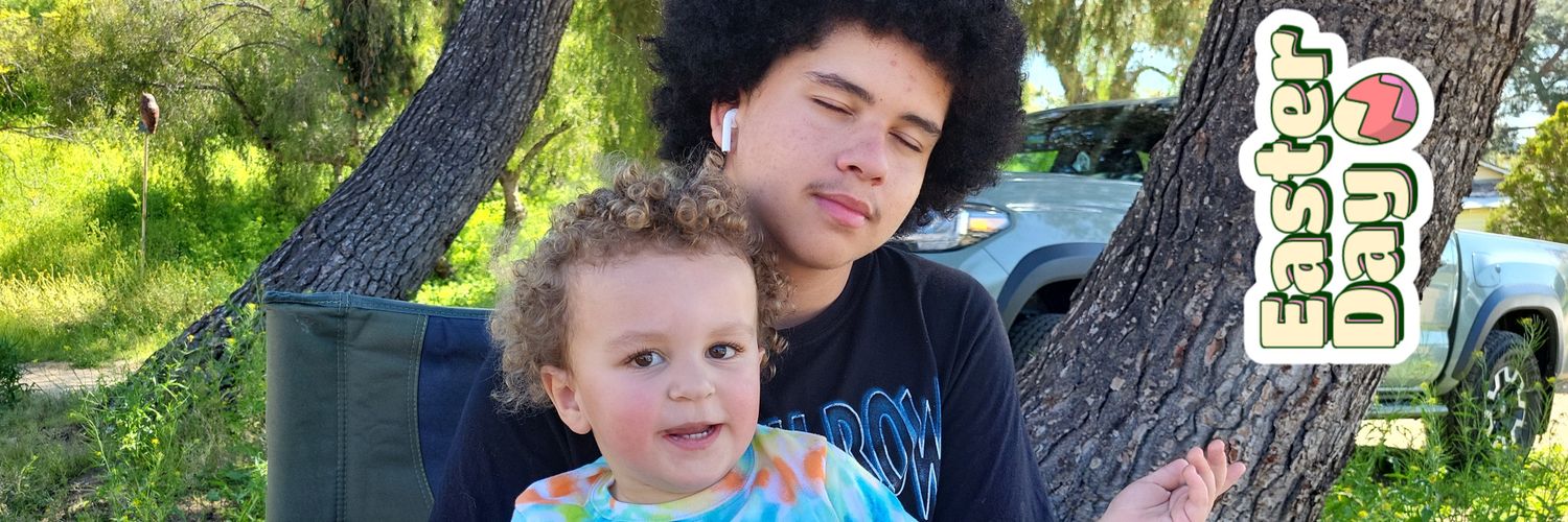 MamaBlueEyes98's profile banner image