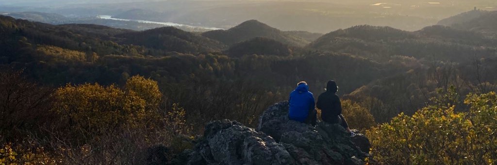 Christoph Hardt banner