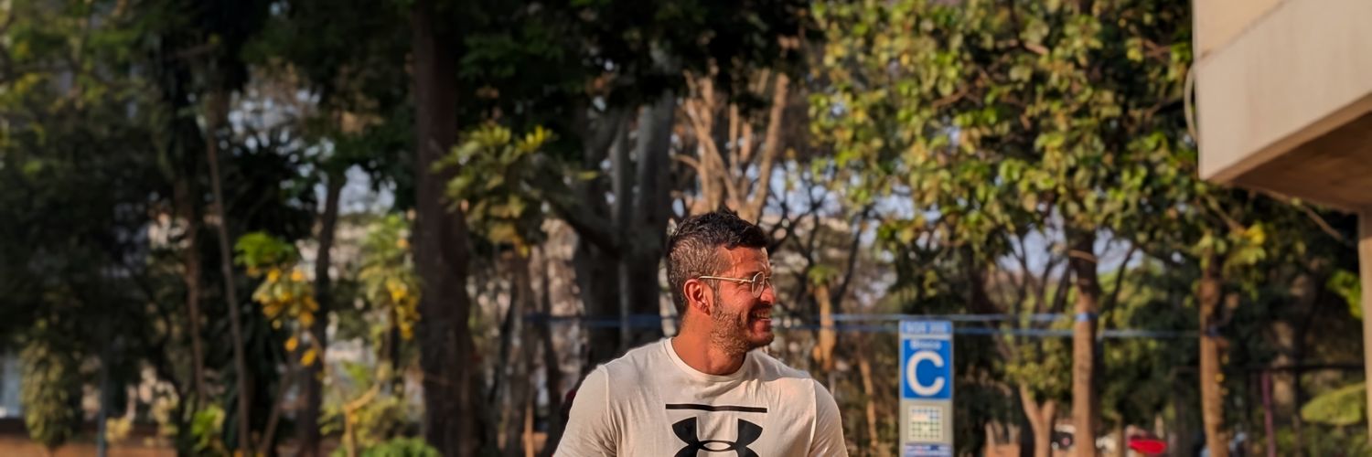 resende2r's profile banner image