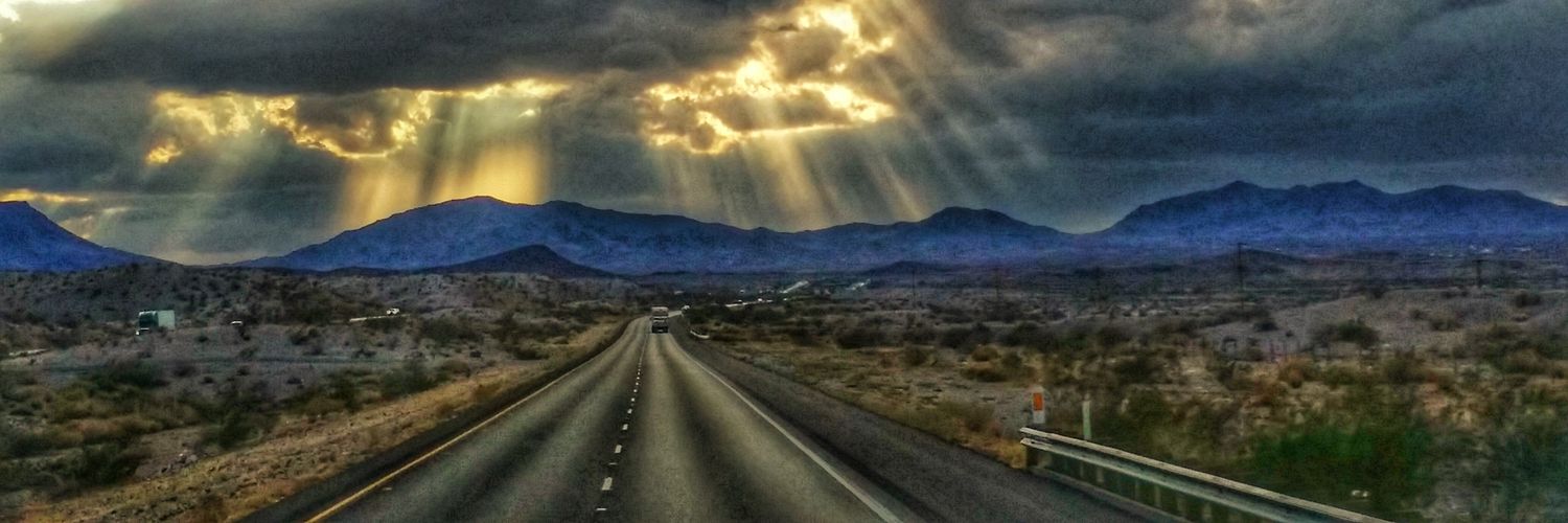 ioffthechains's profile banner image