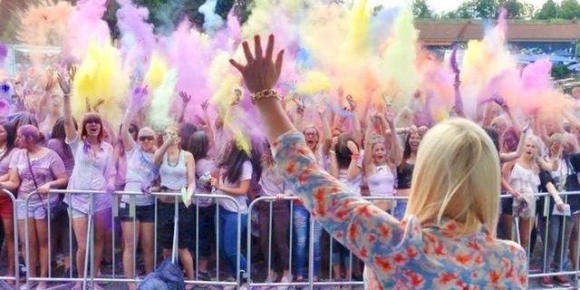 bibisfangirl's profile banner image