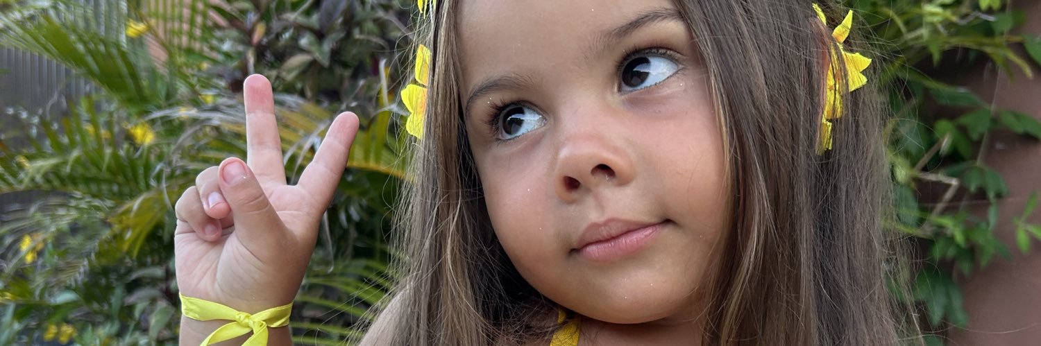 faiela_'s profile banner image