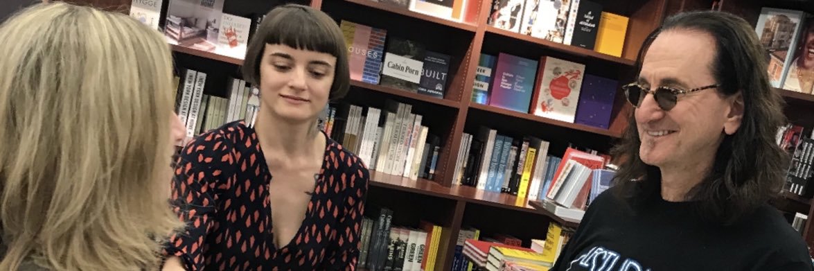 dana_conroy's profile banner image