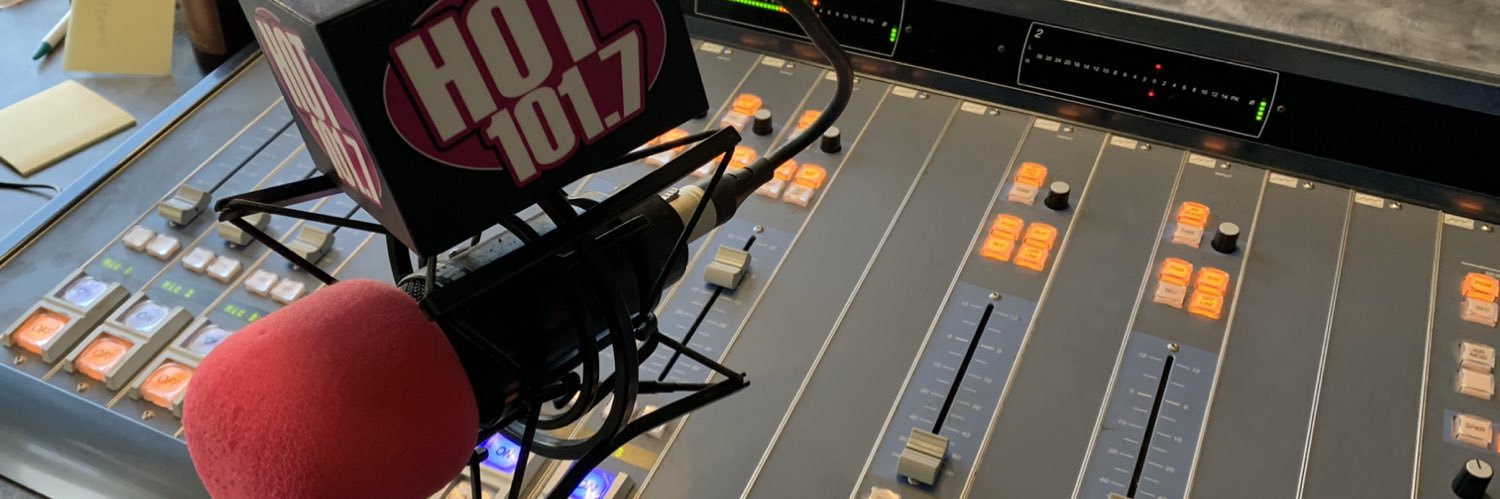 HOT1017's profile banner image