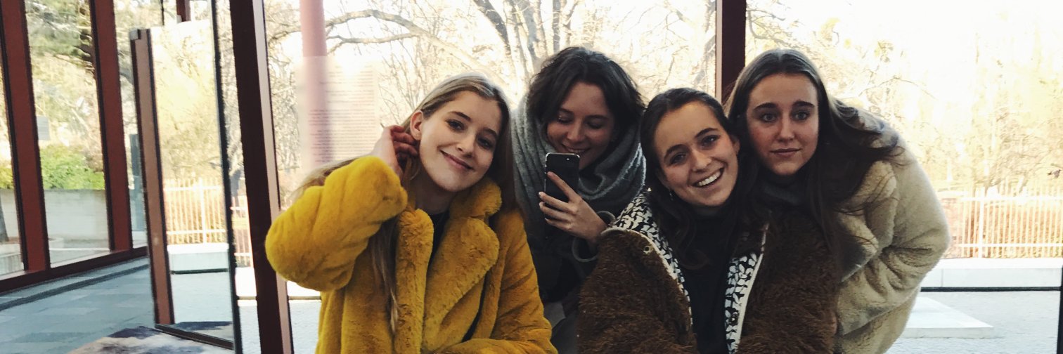 EmmaSlosse's profile banner image