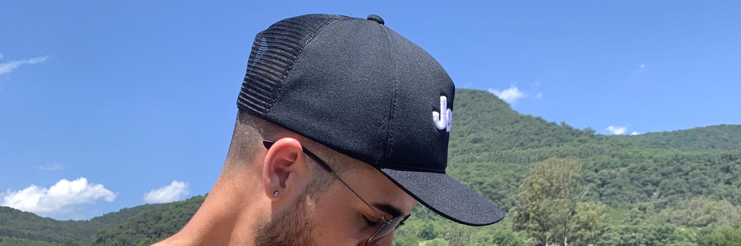 _1Besouro's profile banner image