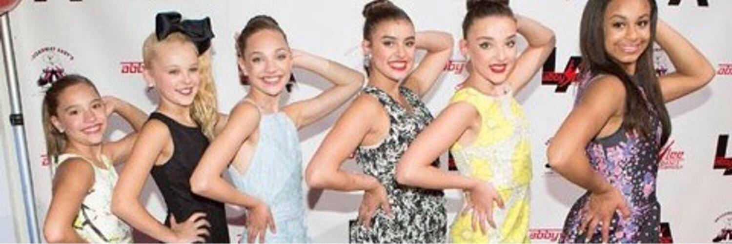 danceMoomss's profile banner image