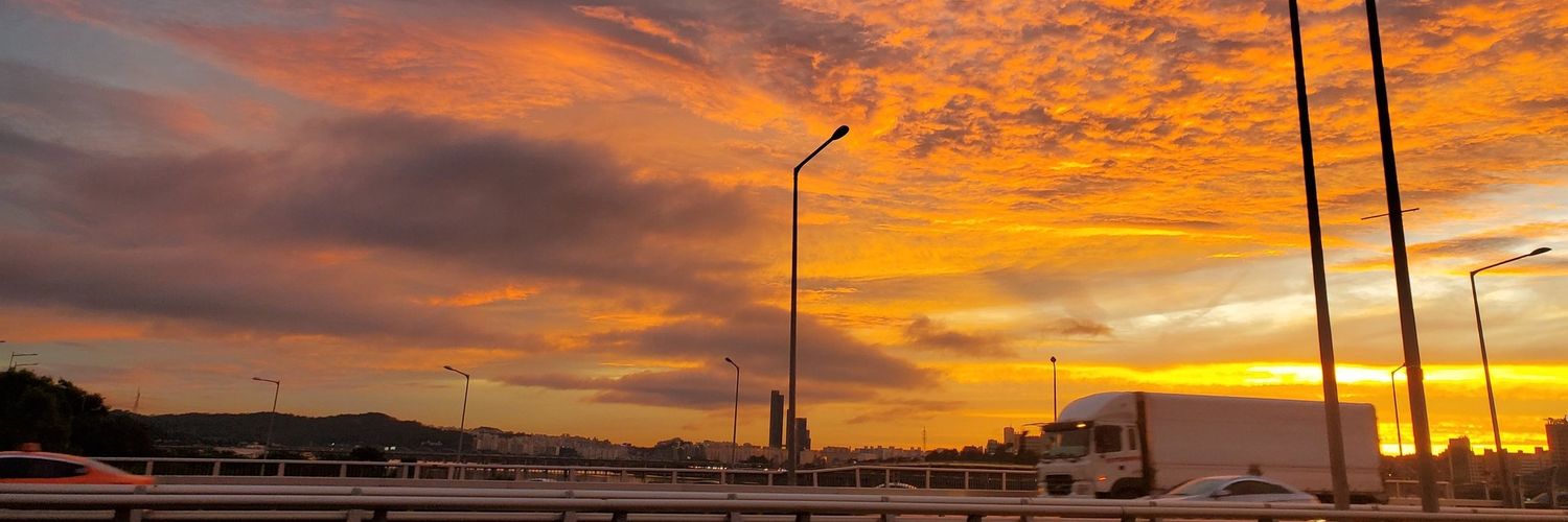 hayinass's profile banner image