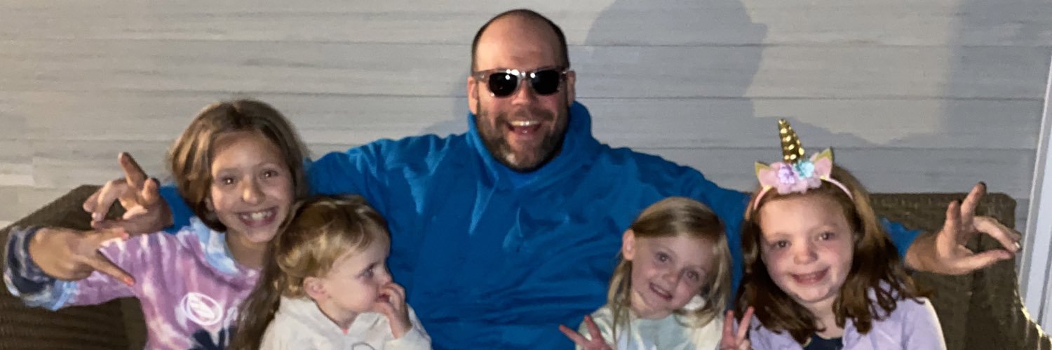 tapelooto's profile banner image
