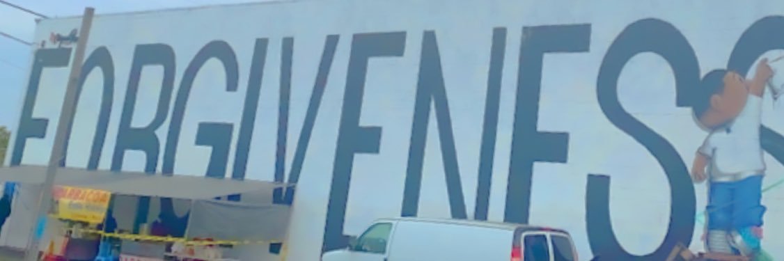 linveell's profile banner image