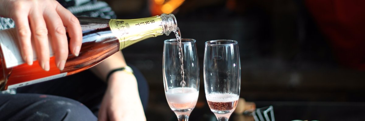 rothleywine's profile banner image