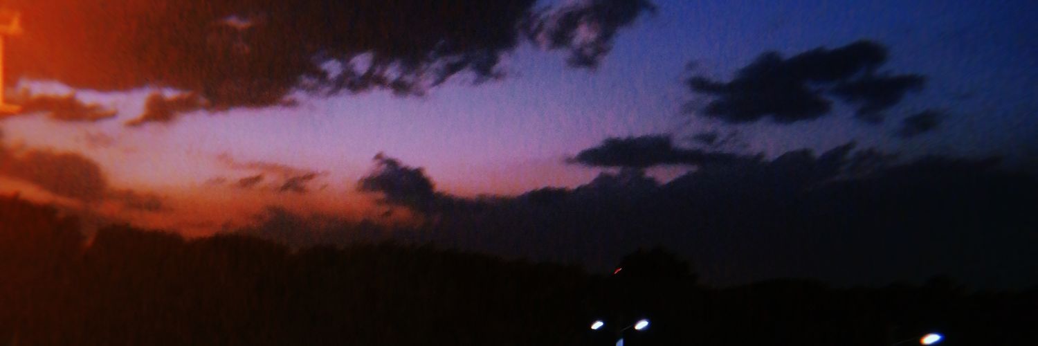 _itzelsbg's profile banner image