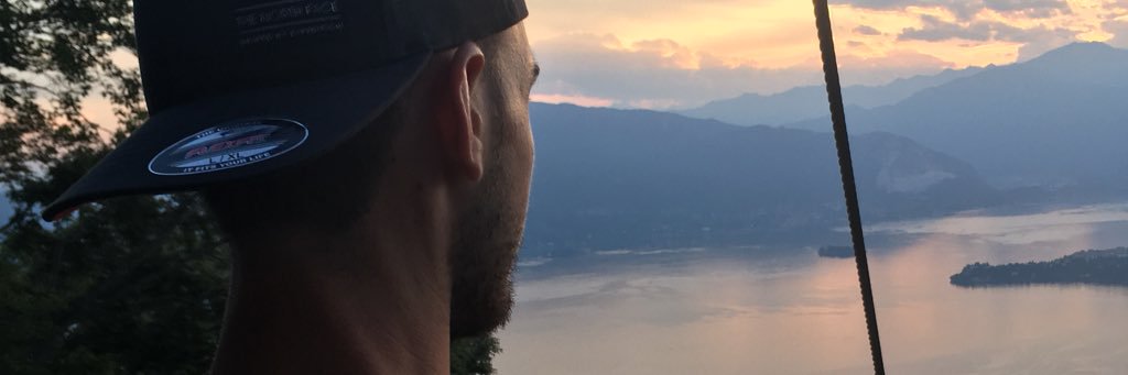 juliewalmacq's profile banner image