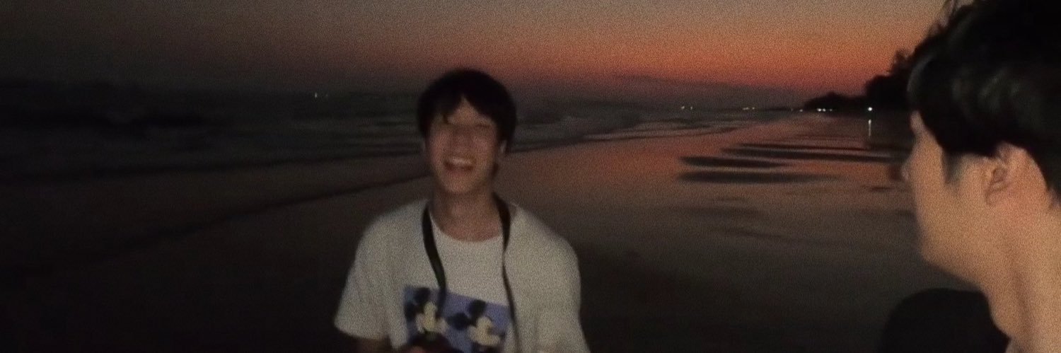 paphrae_'s profile banner image
