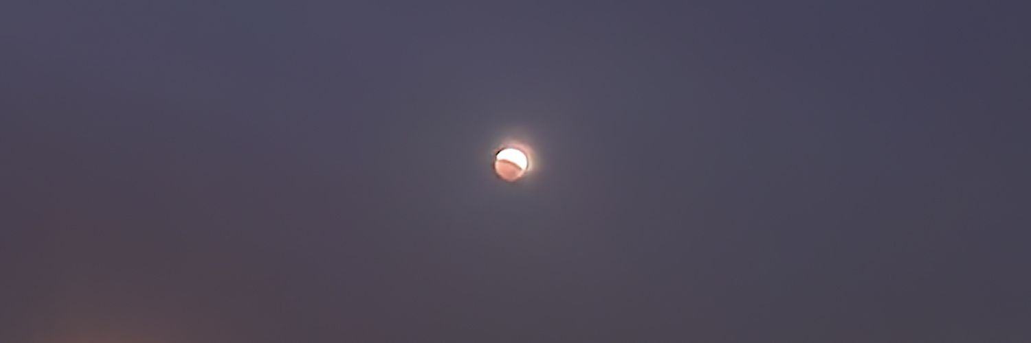 MrLuna12's profile banner image