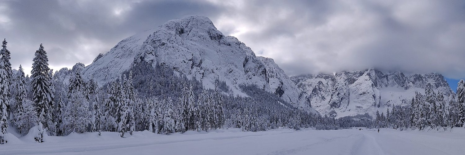 Alem972's profile banner image