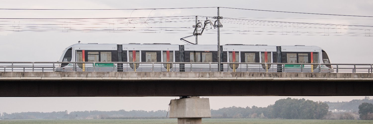 Metro de Sevilla L1 banner