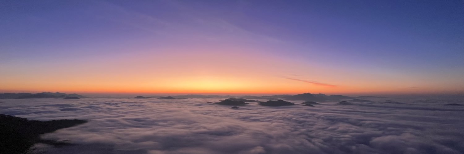 lydiamaxon's profile banner image