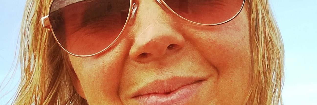 Nikkicolescross's profile banner image