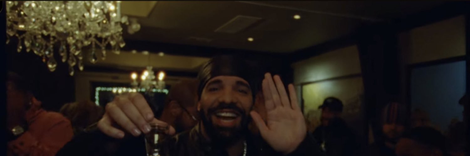 Champagne Mami 🧊🦉 banner