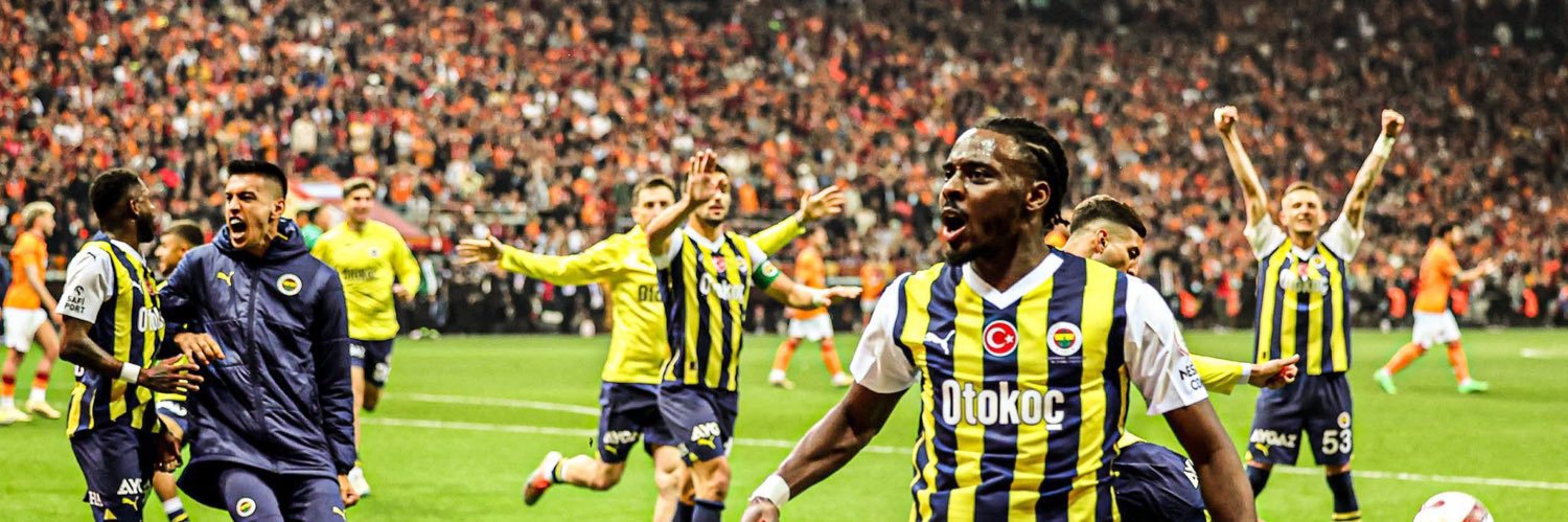 tugcelogy's profile banner image