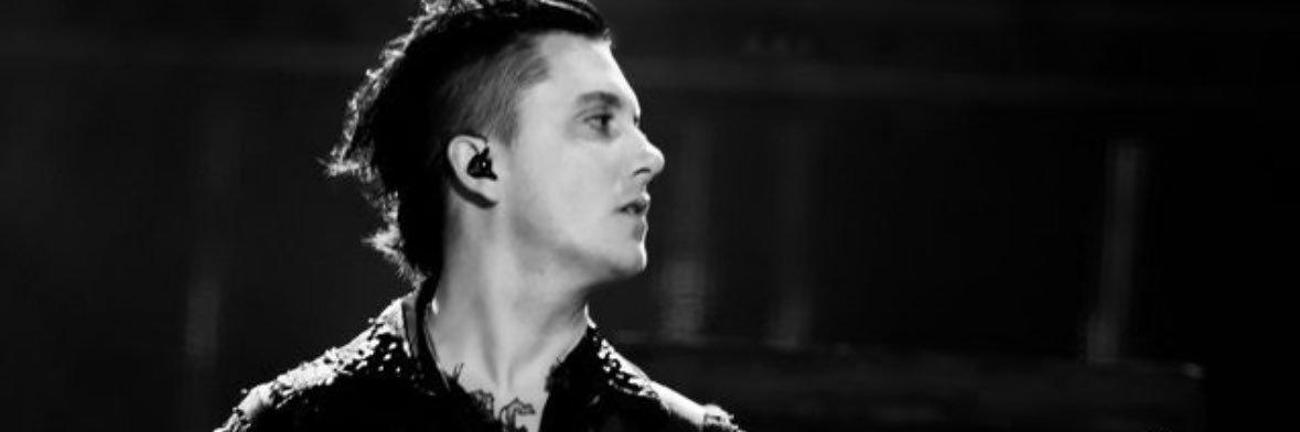 yourrichbos's profile banner image