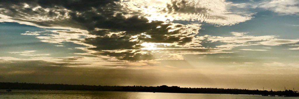 rasdyaz10's profile banner image