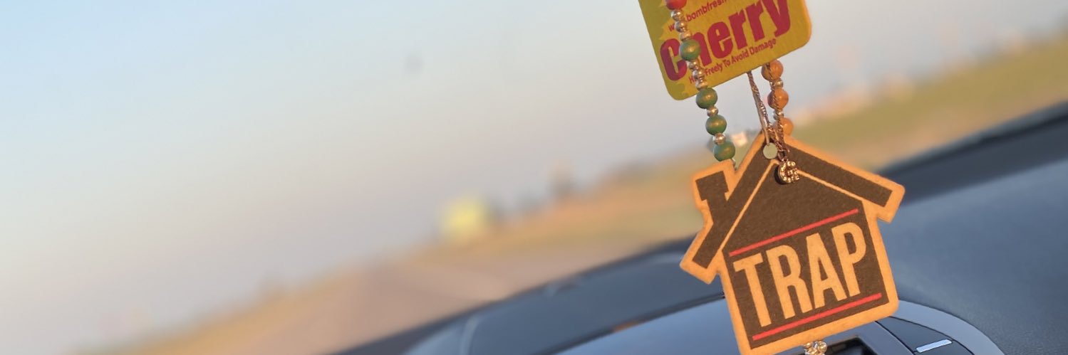 eag2300's profile banner image