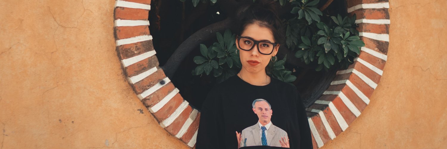 Daniela_Loke's profile banner image