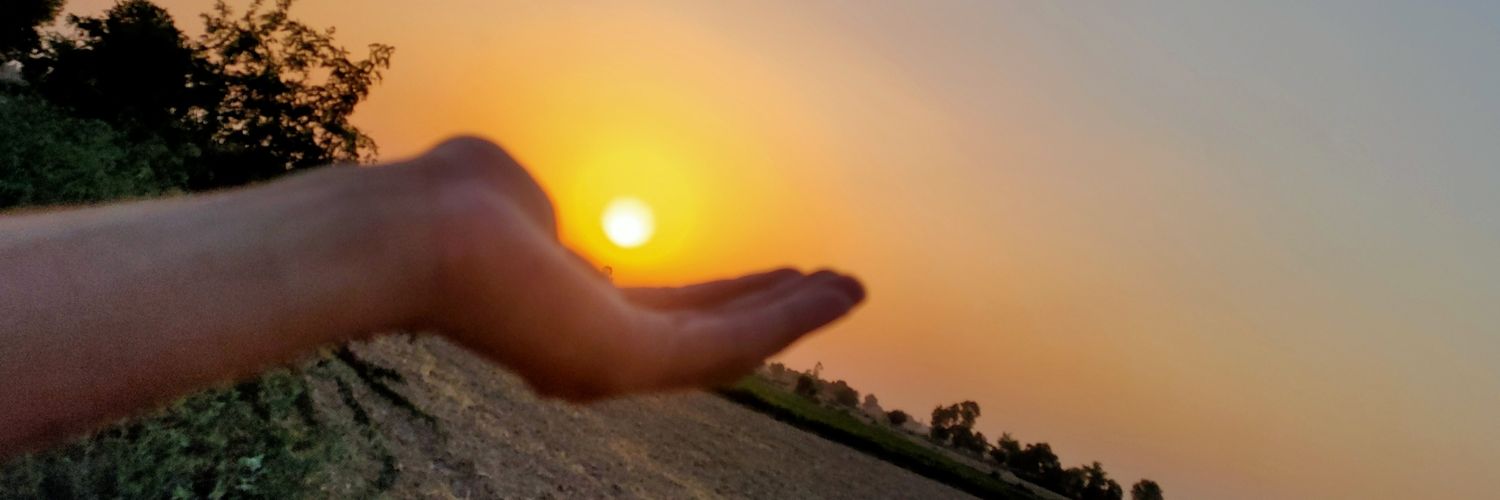 दीपक वत्स 🌻 banner