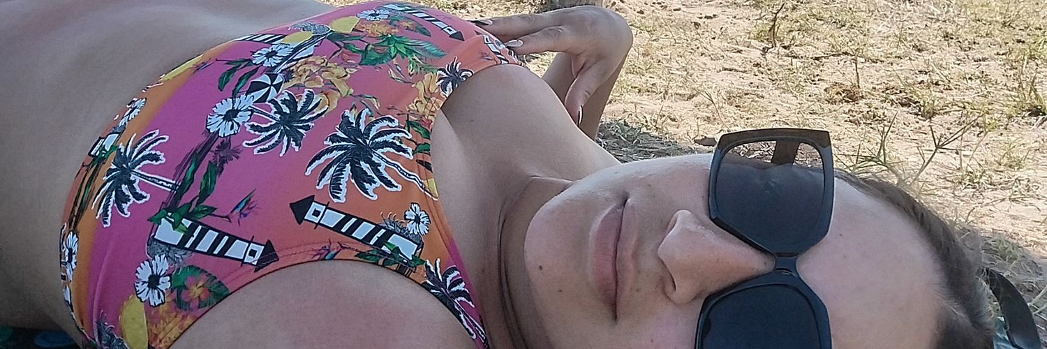 rozaratee2's profile banner image