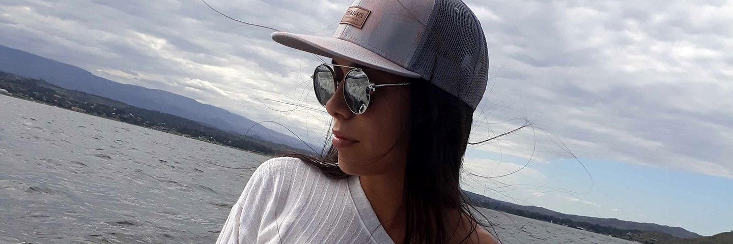 linnblanc's profile banner image