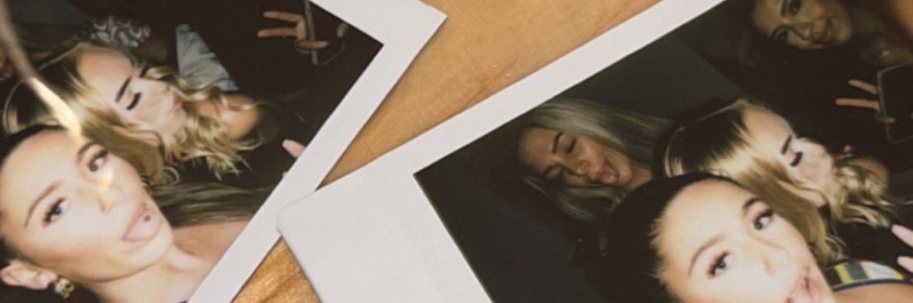 komarriott's profile banner image