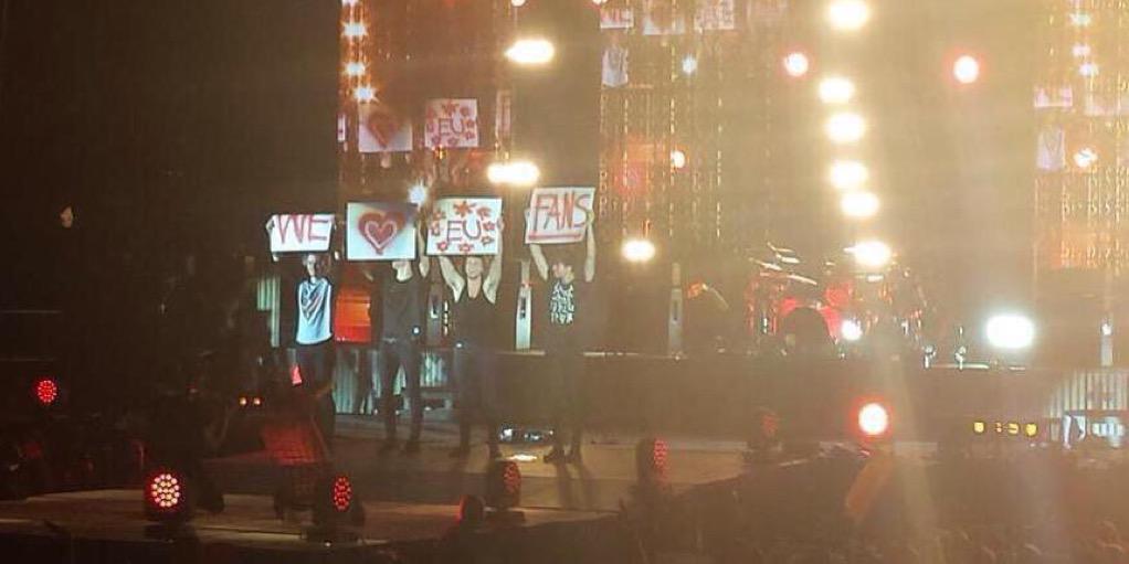 5SOS EU Project 卌 banner
