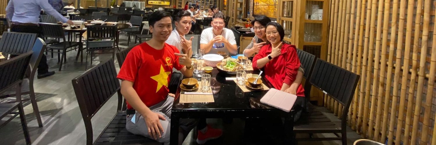 Tony Tran(💙,🧡) banner