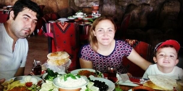 pelin_selim's profile banner image