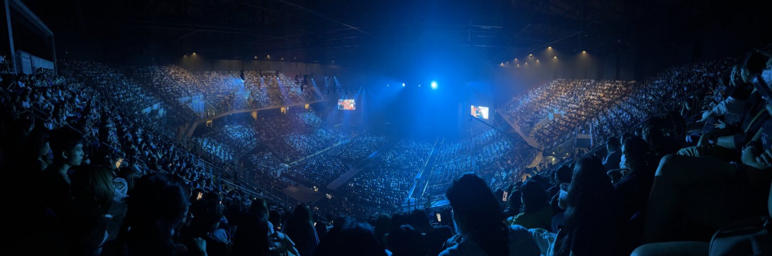 parkjunemin's profile banner image